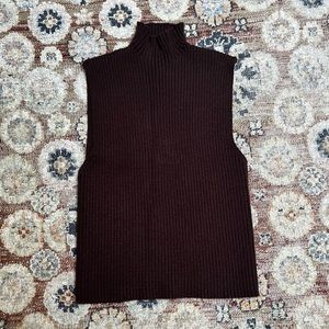 Brown knitted tank top from Zara